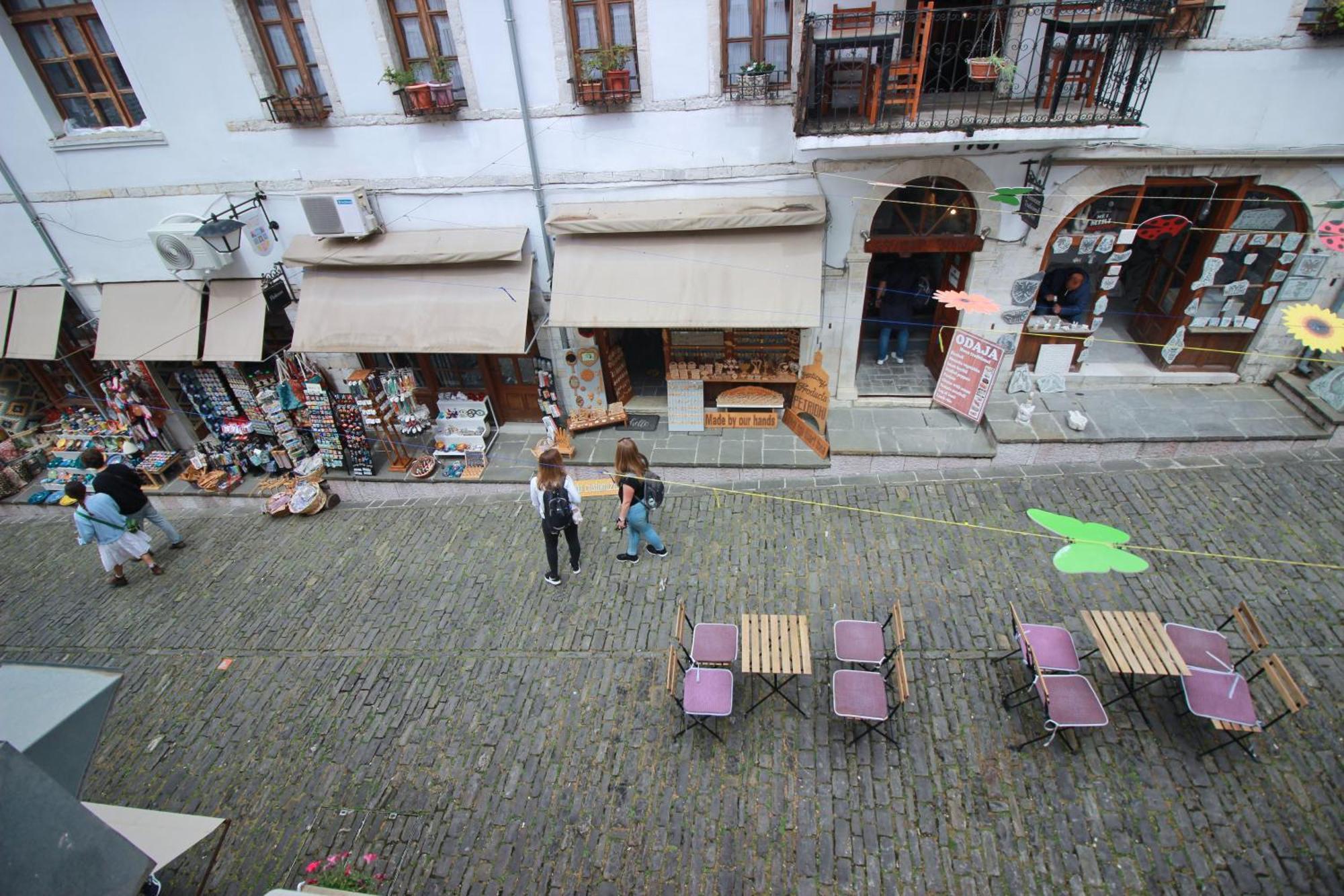 Grey Stone Gjirokastër Exterior foto