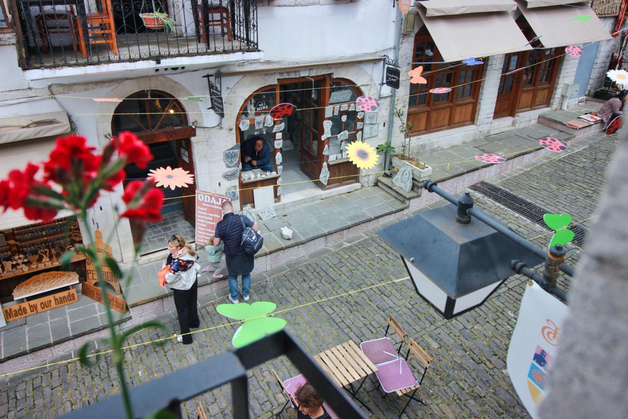 Grey Stone Gjirokastër Exterior foto
